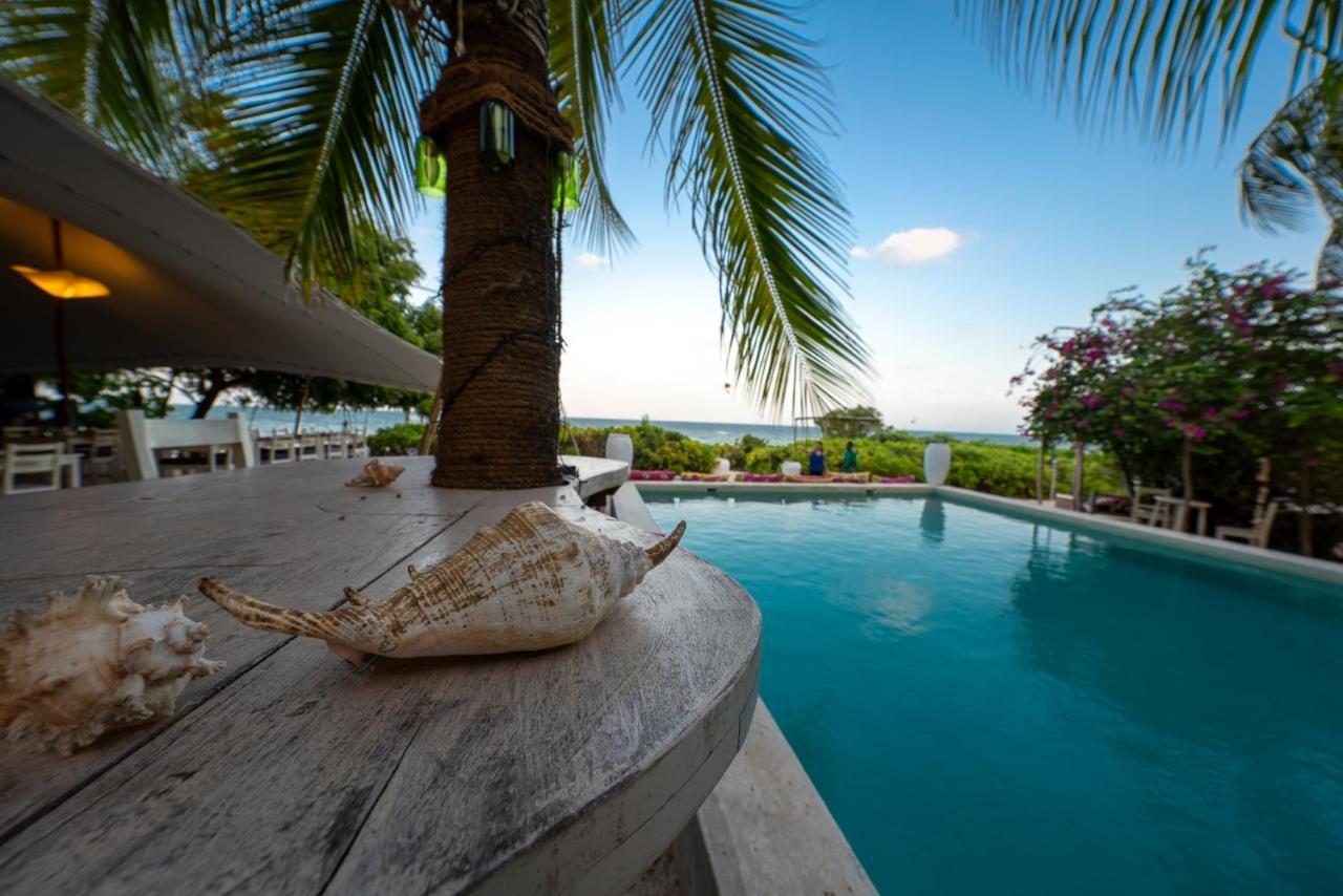 Sharazad Boutique Hotel Джамбиани Екстериор снимка
