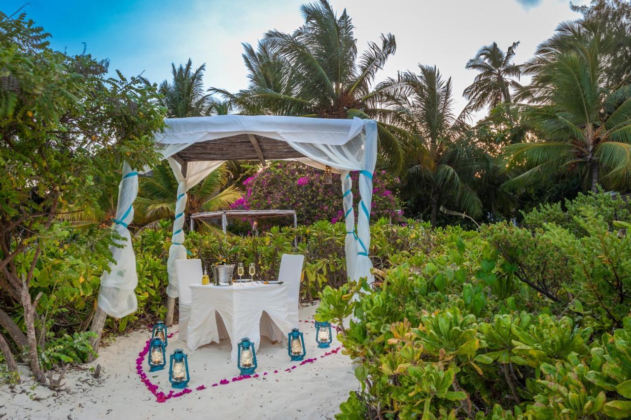 Sharazad Boutique Hotel Джамбиани Екстериор снимка