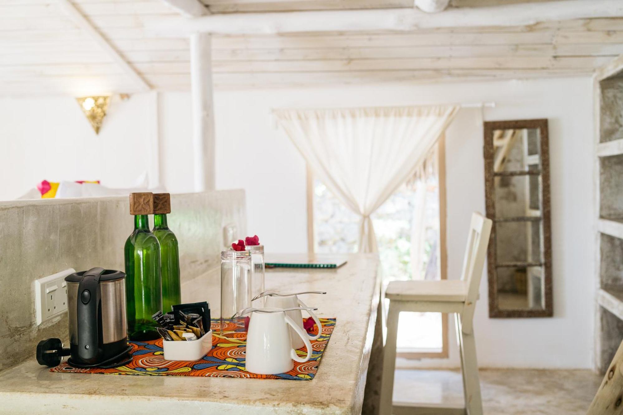 Sharazad Boutique Hotel Джамбиани Екстериор снимка