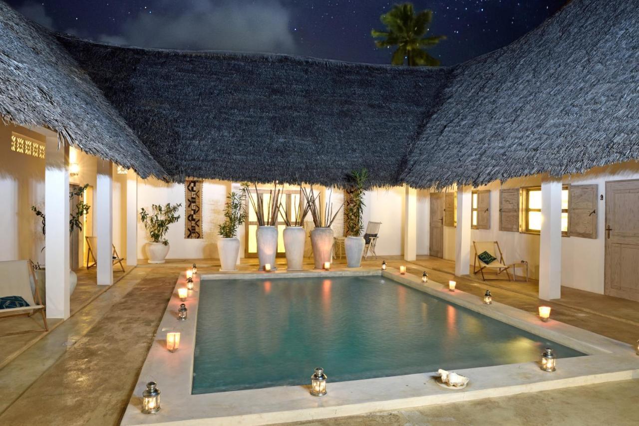 Sharazad Boutique Hotel Джамбиани Екстериор снимка